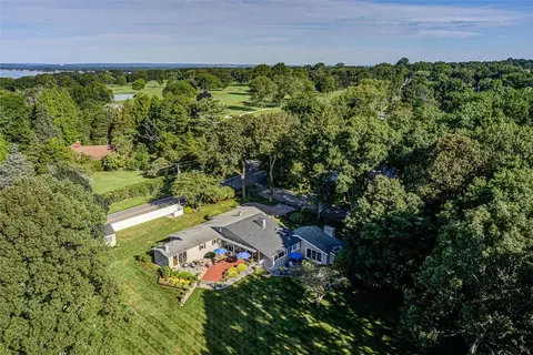 View/Area - 30 Lisa Ln, Warwick, RI 02889 photo 1 of 2