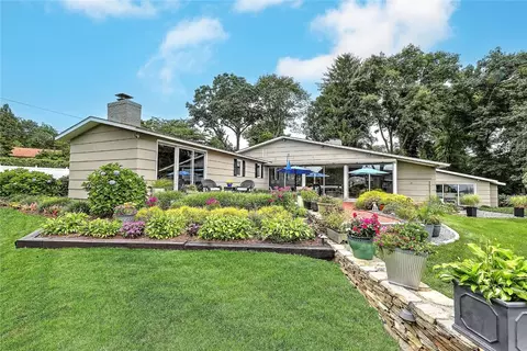 Exterior - 30 Lisa Ln, Warwick, RI 02889 photo 5 of 13