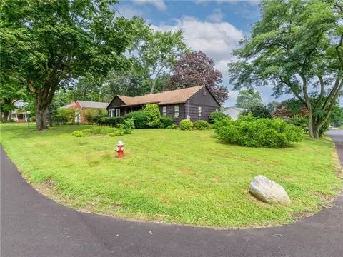 Exterior - 68 Hope Ave, Warwick, RI 02889 photo 1 of 4