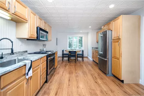 Kitchen - 75 Glenco Rd, Warwick, RI 02889 photo 1 of 1