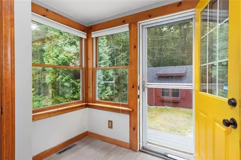 54 Pine Ledge Rd, Glocester, RI 02814 photo 9