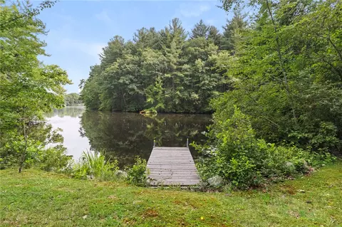 54 Pine Ledge Rd, Glocester, RI 02814 photo 4