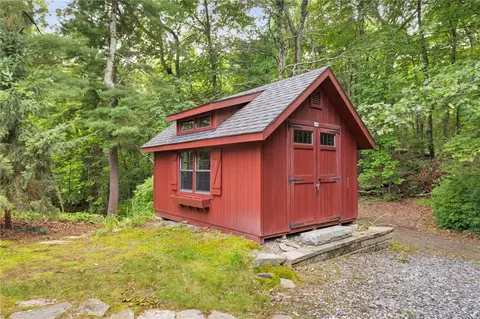 54 Pine Ledge Rd, Glocester, RI 02814 photo 36