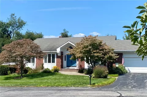 10 Hanley Farm Rd, Warren, RI 02885