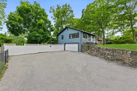 Exterior - 34 Pine Ave, Coventry, RI 02816 photo 3 of 4