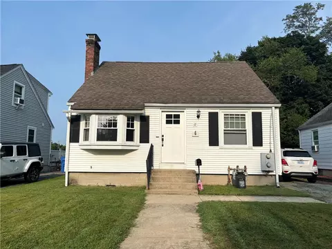 111 Lakeside Ave, Cranston, RI 02910