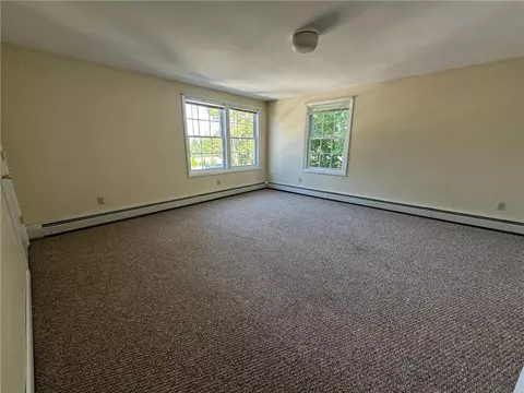 8 Winthrop Rd, Warwick, RI 02888 photo 15