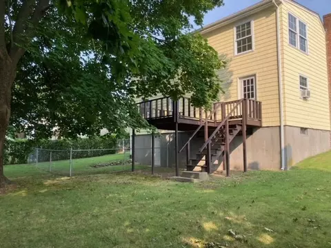 8 Winthrop Rd, Warwick, RI 02888 photo 28