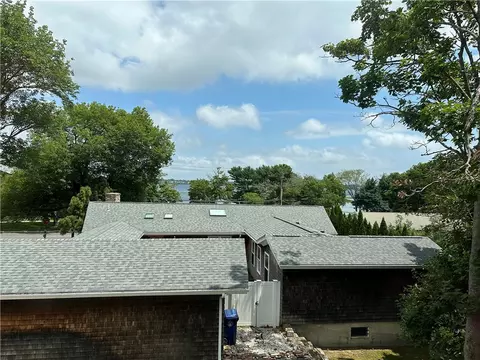 8 Winthrop Rd, Warwick, RI 02888 photo 17