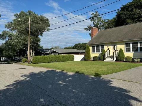 8 Winthrop Rd, Warwick, RI 02888 photo 33