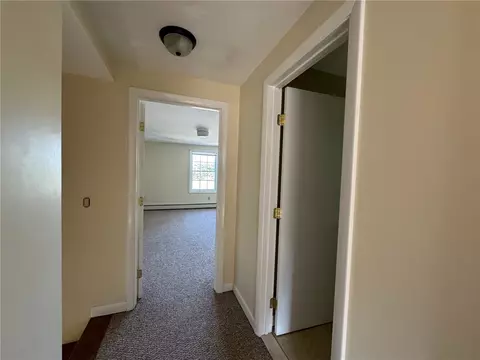 8 Winthrop Rd, Warwick, RI 02888 photo 18