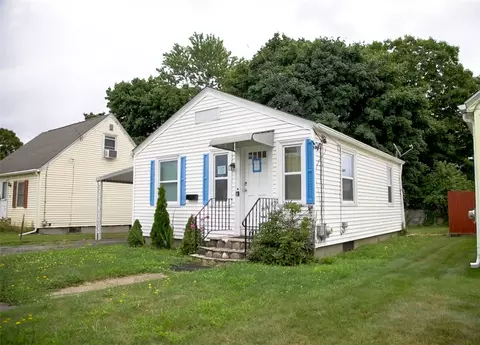 60 Caporal St, Cranston, RI 02910