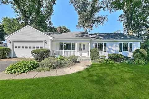 66 Amherst St, Cumberland, RI 02864
