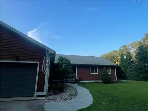 527 Hatchery Rd, North Kingstown, RI 02852