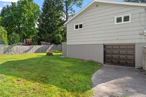 Exterior - 9 Poplar St, Woonsocket, RI 02895 photo 4 of 7