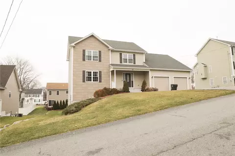 32 Springdale Ave, North Providence, RI 02904