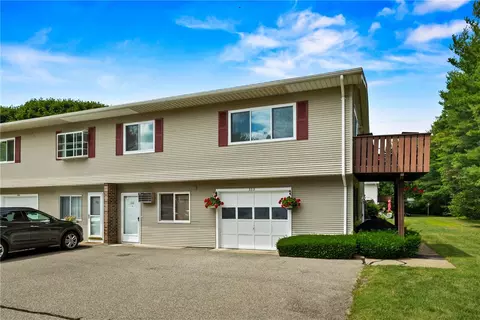 Exterior - 332 Chatham Cir, Warwick, RI 02886 photo 5 of 7