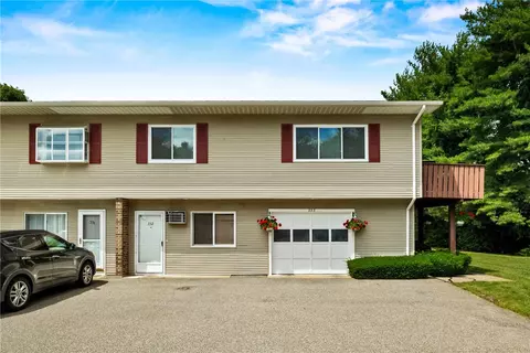 Exterior - 332 Chatham Cir, Warwick, RI 02886 photo 4 of 7
