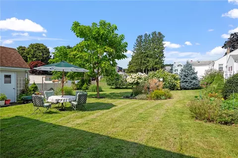Exterior - 280 Nursery Ave, Woonsocket, RI 02895 photo 6 of 8