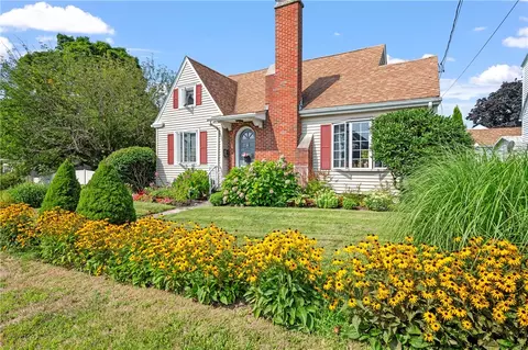 280 Nursery Ave, Woonsocket, RI 02895