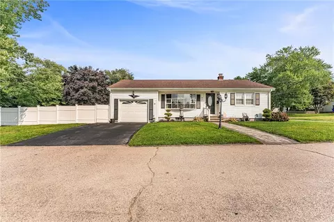 76 Maxfield Ave, East Providence, RI 02914