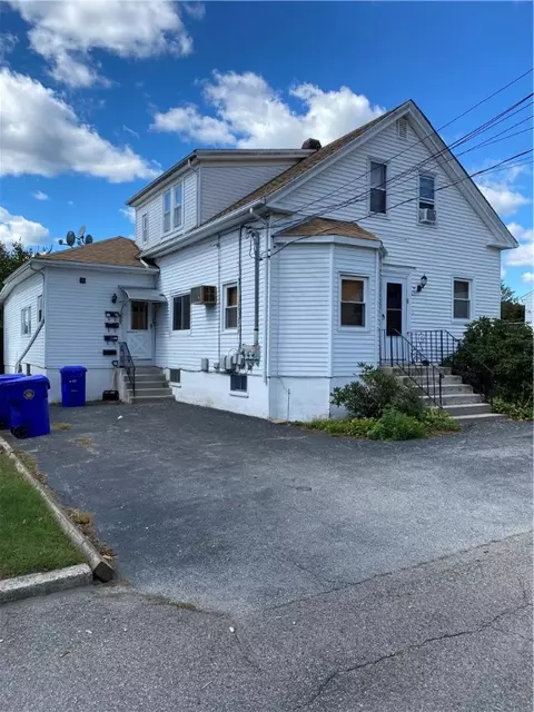 8 Justice St, North Providence, RI 02911