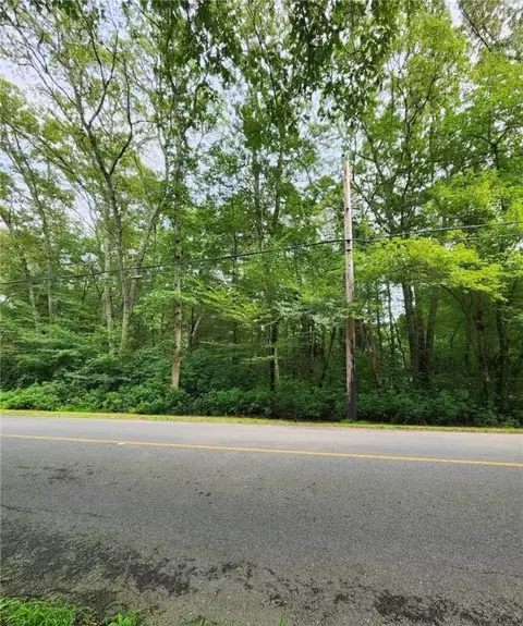80 Long Hwy, Little Compton, RI 02837 photo 2