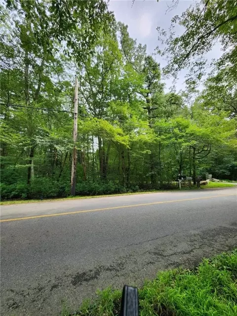 80 Long Hwy, Little Compton, RI 02837 photo 3