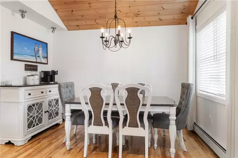 8 Sixth St, Warren, RI 02885 photo 6