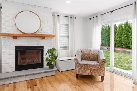 8 Sixth St, Warren, RI 02885 photo 15