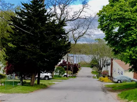 8 Sixth St, Warren, RI 02885 photo 32