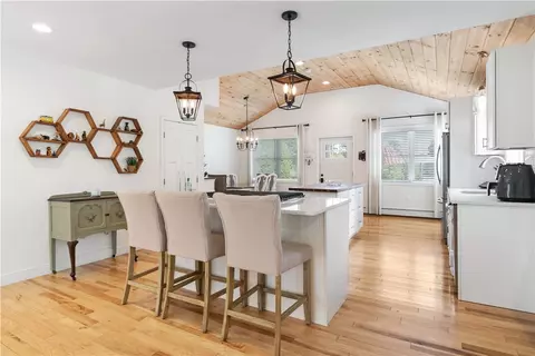 8 Sixth St, Warren, RI 02885 photo 11