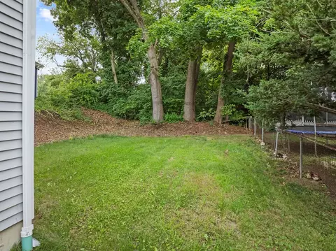 201 Transit St, Woonsocket, RI 02895 photo 5