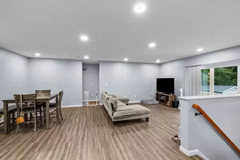 201 Transit St, Woonsocket, RI 02895 photo 16