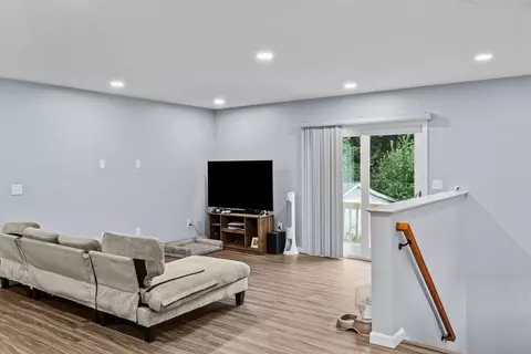 201 Transit St, Woonsocket, RI 02895 photo 35