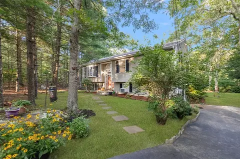 Exterior - 17 Old Kenyon Rd, Richmond, RI 02832 photo 3 of 14