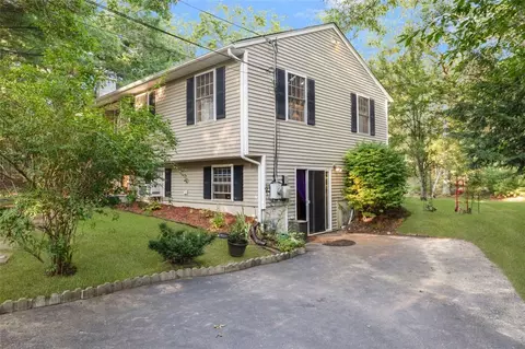 Exterior - 17 Old Kenyon Rd, Richmond, RI 02832 photo 4 of 14