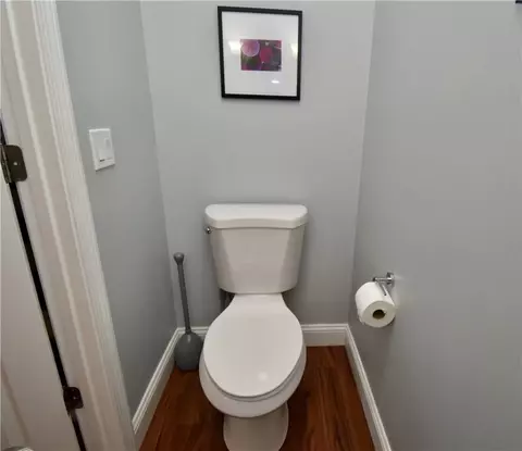 Bath - 219 High St #P, Westerly, RI 02891 photo 2 of 4