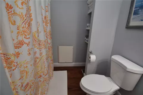 Bath - 219 High St #P, Westerly, RI 02891 photo 4 of 4