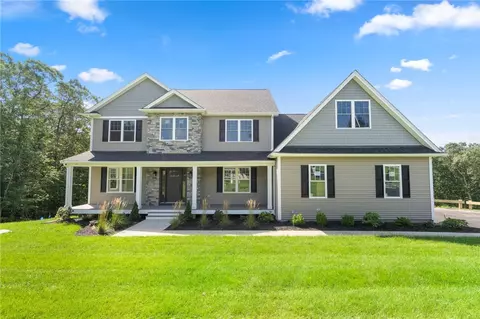 5 Vera Dr, Smithfield, RI 02917