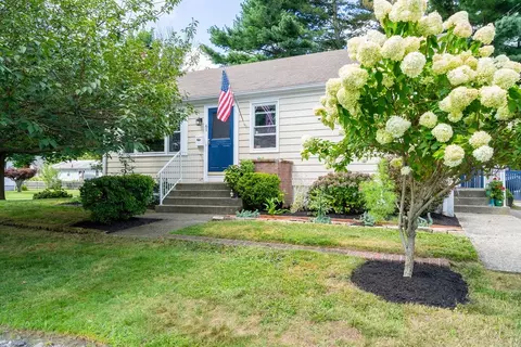 61 Sumach Ave, East Providence, RI 02915