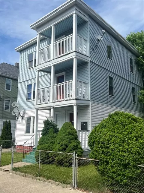 163 Sabin St, Pawtucket, RI 02860
