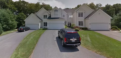 270 Sanctuary Dr, East Greenwich, RI 02818
