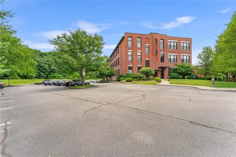 685 Social St #204, Woonsocket, RI 02895 photo 25