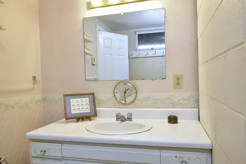 40 W Main Rd, Little Compton, RI 02837 photo 17