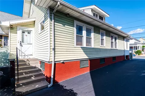 15 Fourth St, East Providence, RI 02914