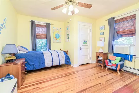 Bedroom - 22 Park Ave, Westerly, RI 02891 photo 1 of 9