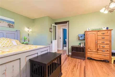 Bedroom - 22 Park Ave, Westerly, RI 02891 photo 8 of 9