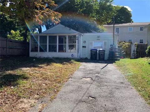 24 Oneil St, Providence, RI 02904
