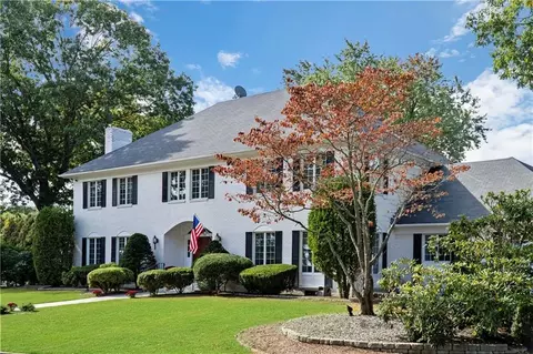 70 Cedar Bay Dr, Warwick, RI 02888